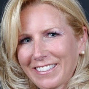 Meet your Posher, Pauline